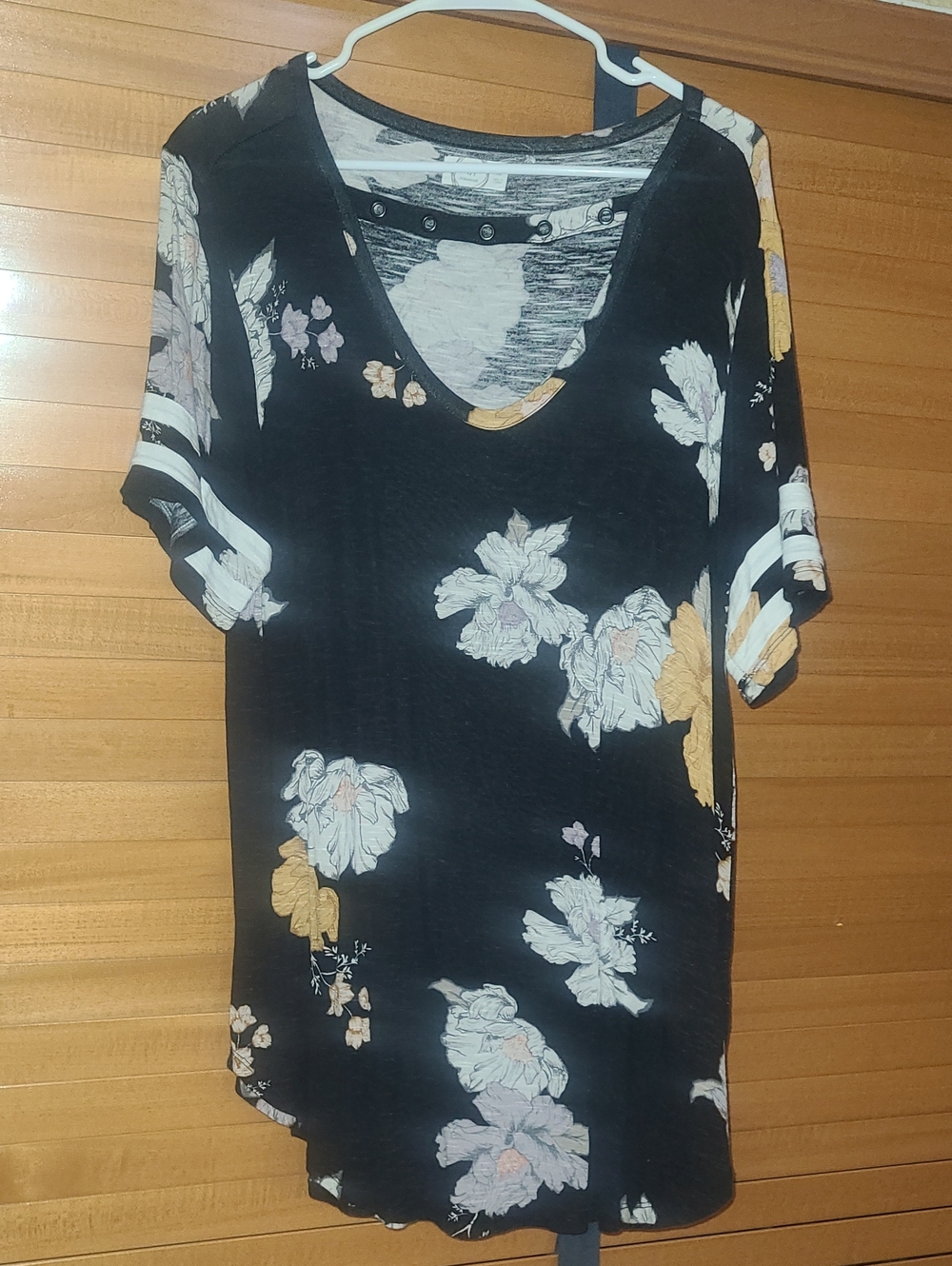 Black Floral V-Neck Short Sleeve Tee with Yellow Accent Flowers